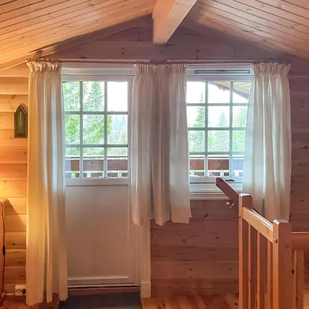 4 Bedroom Stunning In *
